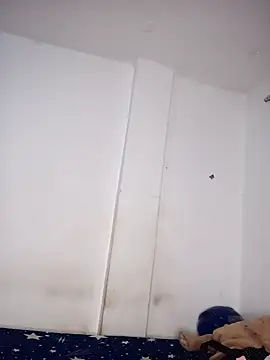 Snapshot of PequeArely chatting on January 30, 6:46 am PequeArely online show from January 30, 6:46 am