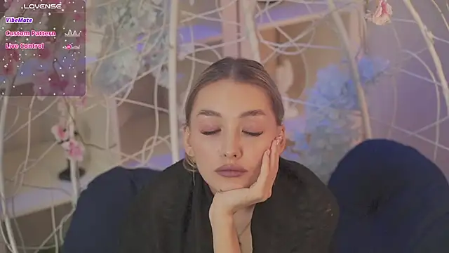 FlairCunard online show from February 20, 9:09 pm