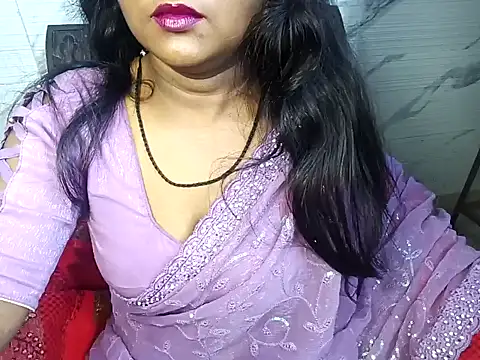 Snapshot of Muktha chatting on January 14, 3:11 am Muktha online show from January 14, 3:11 am