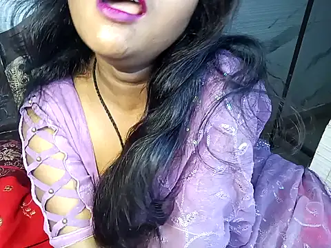 Snapshot of Muktha chatting on January 18, 2:03 am Muktha online show from January 18, 2:03 am