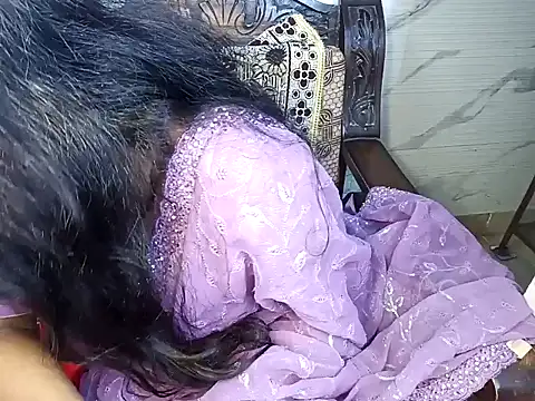 Snapshot of Muktha chatting on January 19, 2:36 am Muktha online show from January 19, 2:36 am