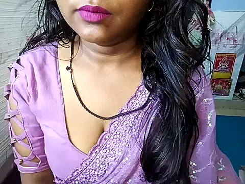 Snapshot of Muktha chatting on January 22, 4:02 am Muktha online show from January 22, 4:02 am