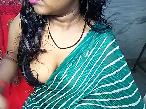 Snapshot of Muktha chatting on January 22, 11:56 am Muktha online show from January 22, 11:56 am