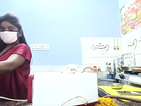Snapshot of Muktha chatting on January 24, 6:35 pm Muktha online show from January 24, 6:35 pm