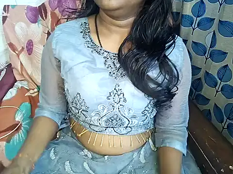 Snapshot of Muktha chatting on January 30, 3:08 pm Muktha online show from January 30, 3:08 pm