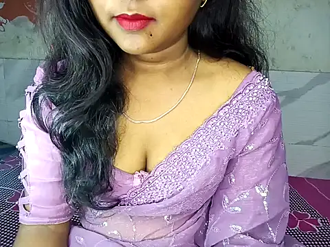 Snapshot of Muktha chatting on September 19, 4:36 am Muktha online show from September 19, 4:36 am