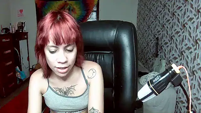 Liv Alt online show from February 17, 9:43 pm