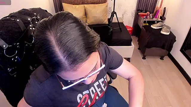 brigittemiller online show from February 26, 4:14 pm