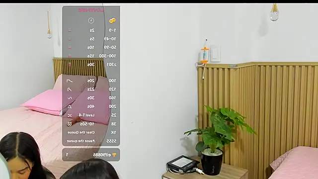 zoe rivers online show from December 26, 11:10 am