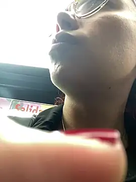 lilith-deveraux online show from March 21, 12:06 pm