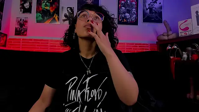 lilith-deveraux online show from September 23, 9:18 pm