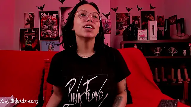 lilith-deveraux online show from March 11, 2:56 pm