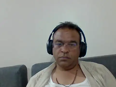 Snapshot of nupa230780 chatting on November 23, 5:35 pm nupa230780 online show from November 23, 5:35 pm