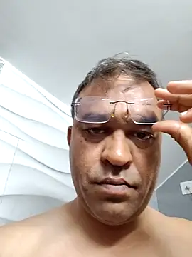 nupa230780 online show from May 3, 4:40 am