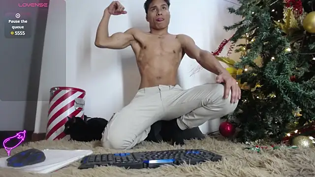 Snapshot of darkviper26 chatting on December 15, 4:07 am darkviper26 online show from December 15, 4:07 am