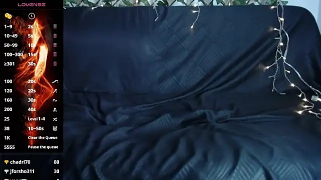 Snapshot of darkviper26 chatting on January 15, 10:46 pm darkviper26 online show from January 15, 10:46 pm