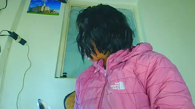 Snapshot of Samary_thomas chatting on August 1, 12:32 am Samary thomas online show from August 1, 12:32 am