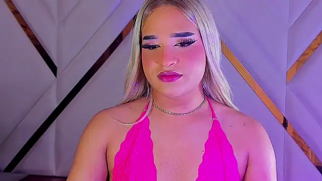 Snapshot of Elody_Preysler69 chatting on March 22, 4:03 am Elody Preysler69 online show from March 22, 4:03 am