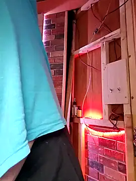 alienbunny online show from January 7, 9:46 pm