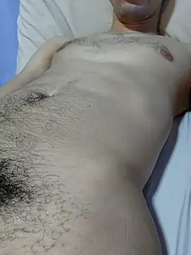 Snapshot of boyminerin00 chatting on September 11, 3:39 am boyminerin00 online show from September 11, 3:39 am