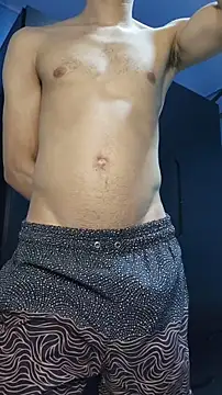 Snapshot of boyminerin00 chatting on October 14, 12:44 am boyminerin00 online show from October 14, 12:44 am