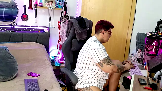 SunshineLexi online show from March 14, 8:53 am