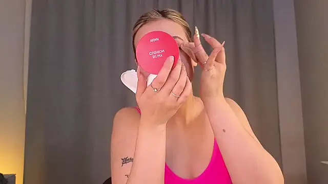 Snapshot of EthalGold chatting on October 17, 2:59 am EthalGold online show from October 17, 2:59 am