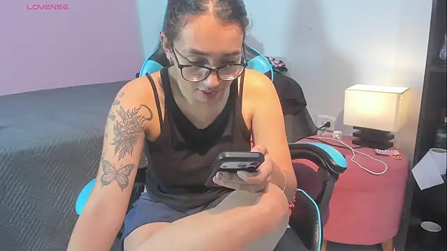  maria foxx  online show from July 11, 5:15 pm