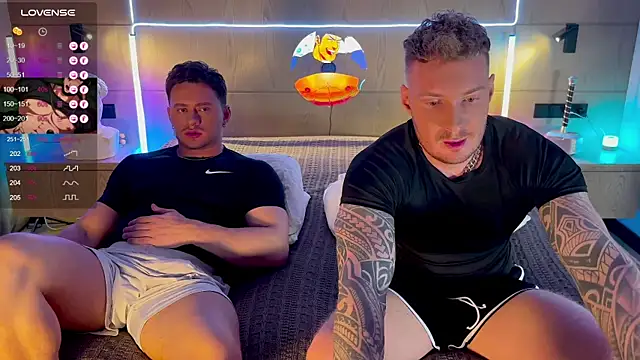 Snapshot of Justin_Hardy chatting on October 26, 4:57 pm Justin Hardy online show from October 26, 4:57 pm