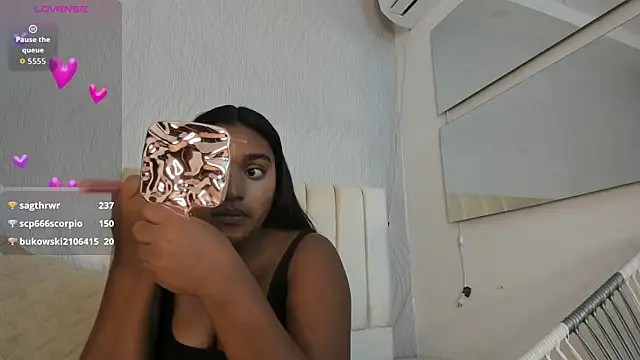 kayna gomez online show from September 19, 7:14 pm