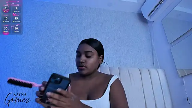 kayna gomez online show from December 4, 7:00 pm