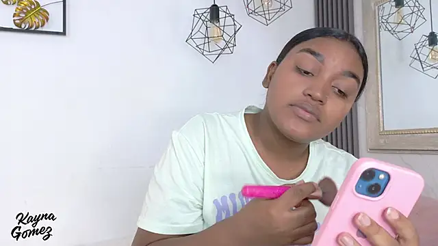 kayna gomez online show from December 21, 7:32 pm