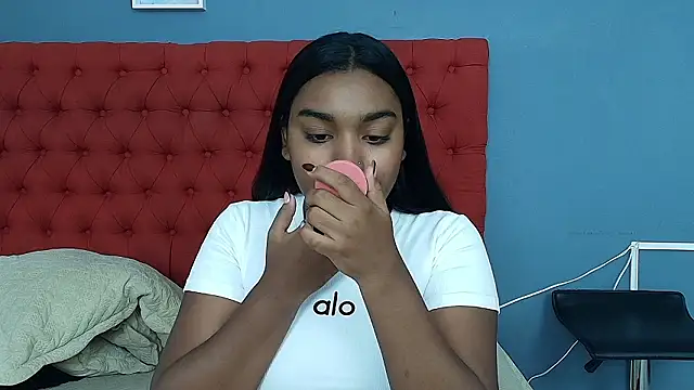 kayna gomez online show from March 5, 7:54 pm