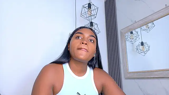 kayna gomez online show from June 24, 7:24 pm