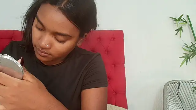 kayna gomez online show from July 14, 7:08 pm