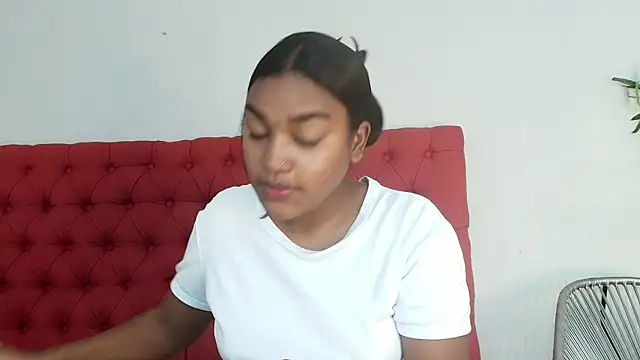 kayna gomez online show from July 17, 7:19 pm