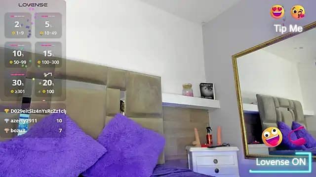 Snapshot of KarlaBelluci chatting on February 20, 9:33 am KarlaBelluci online show from February 20, 9:33 am