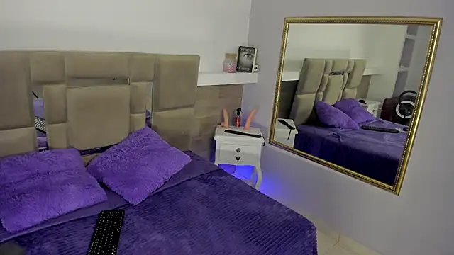 Snapshot of KarlaBelluci chatting on February 28, 10:41 am KarlaBelluci online show from February 28, 10:41 am