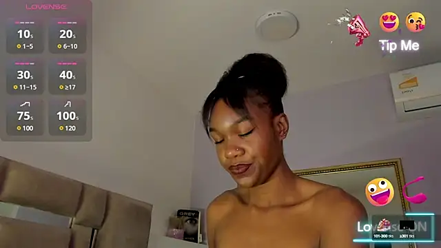 Snapshot of KarlaBelluci chatting on March 15, 10:22 pm KarlaBelluci online show from March 15, 10:22 pm