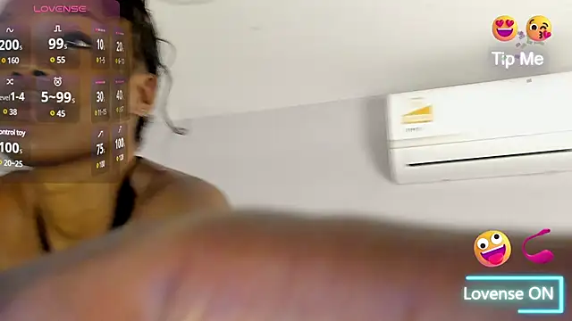 Snapshot of KarlaBelluci chatting on March 20, 3:14 pm KarlaBelluci online show from March 20, 3:14 pm