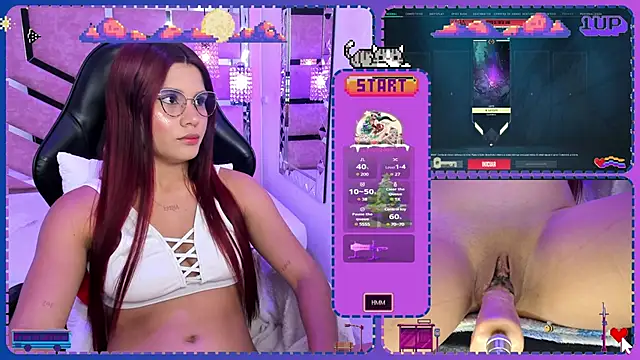 Snapshot of Sara-Hill chatting on December 28, 8:15 pm Sara-Hill online show from December 28, 8:15 pm