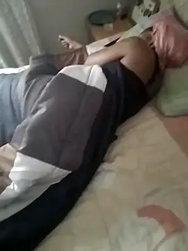 Snapshot of Xxxdaddy chatting on December 21, 7:37 am Xxxdaddy online show from December 21, 7:37 am