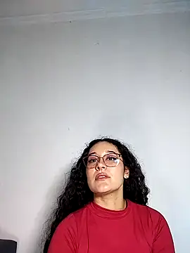 Snapshot of chunn_liioo chatting on February 27, 10:20 pm chunn liioo online show from February 27, 10:20 pm