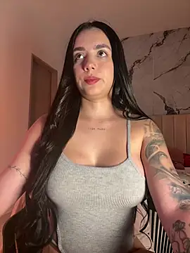 Snapshot of Pink_Jazmin chatting on July 10, 1:21 am Pink Jazmin online show from July 10, 1:21 am