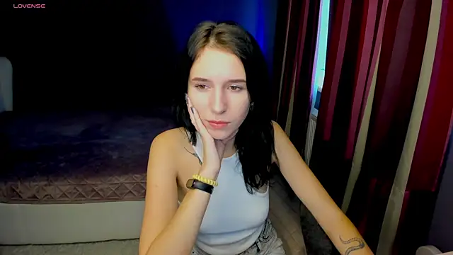 Snapshot of KarolinaBlacks chatting on December 20, 10:05 am KarolinaBlacks online show from December 20, 10:05 am