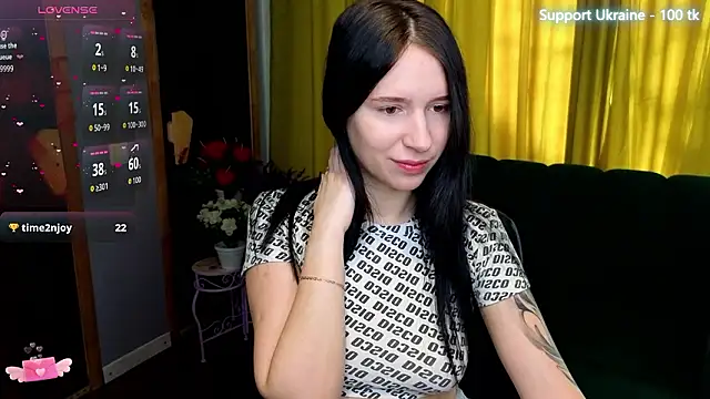 KarolinaBlacks online show from February 28, 6:36 am