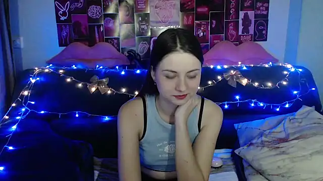 Snapshot of MilanaRoza chatting on January 11, 1:53 pm MilanaRoza online show from January 11, 1:53 pm