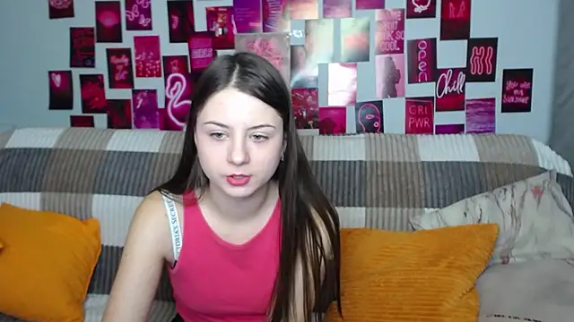 Snapshot of MilanaRoza chatting on February 10, 5:47 am MilanaRoza online show from February 10, 5:47 am