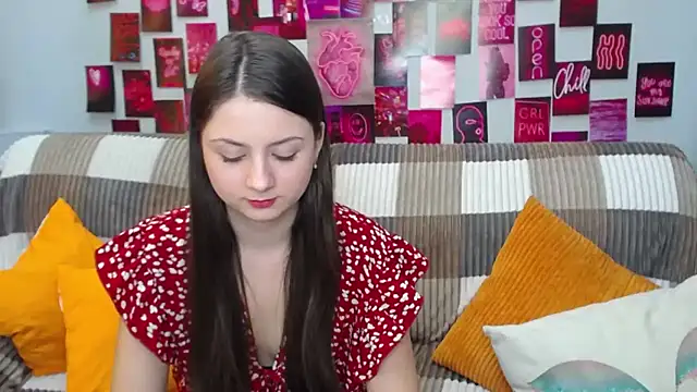 Snapshot of MilanaRoza chatting on March 10, 8:59 am MilanaRoza online show from March 10, 8:59 am