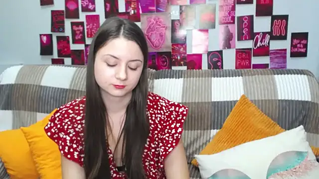 Snapshot of MilanaRoza chatting on March 10, 4:57 pm MilanaRoza online show from March 10, 4:57 pm